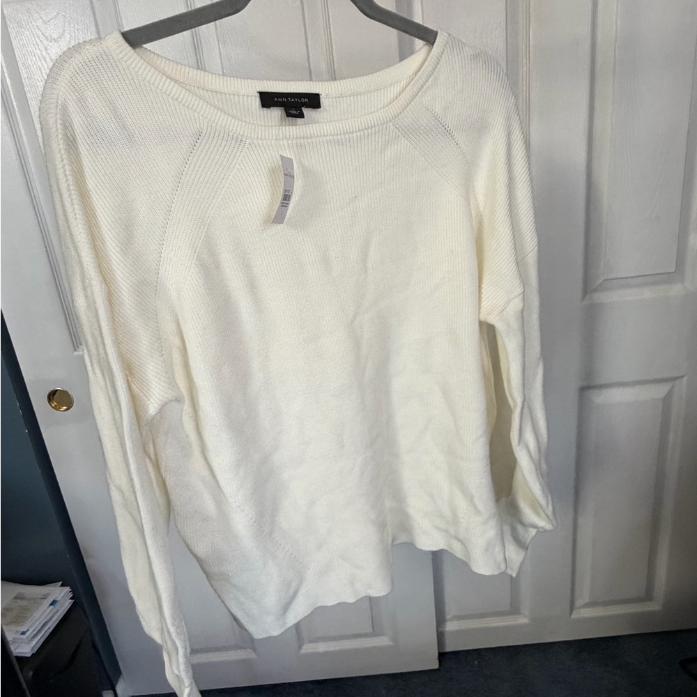Ann Taylor ivory ribbed Crewneck Knit Sweater NWT